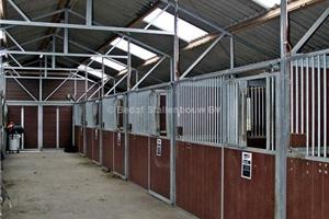 paardenstal qua wonen